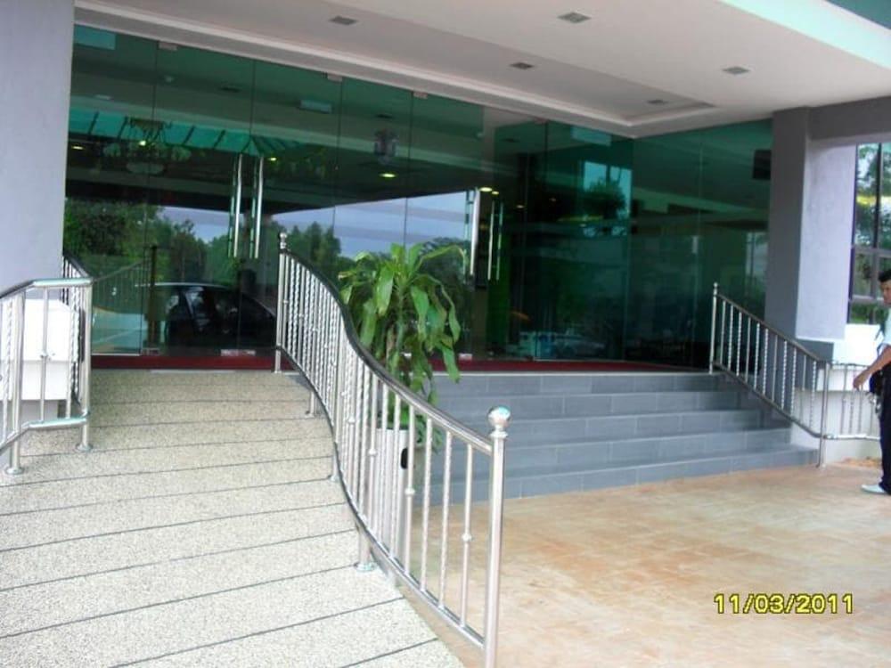 Sutera Hotel Seremban Kültér fotó