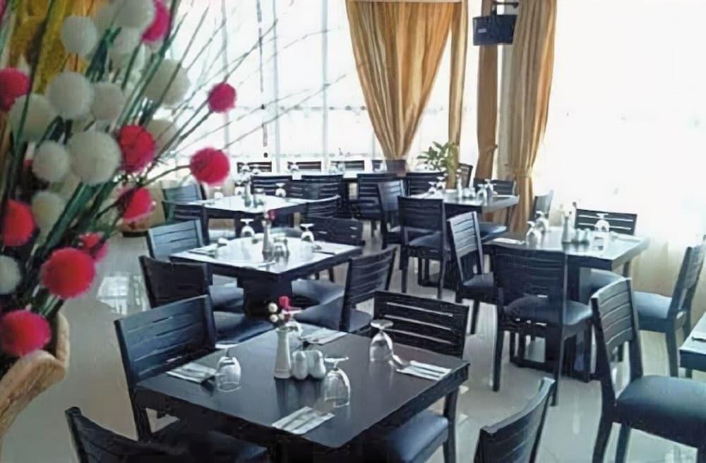 Sutera Hotel Seremban Kültér fotó