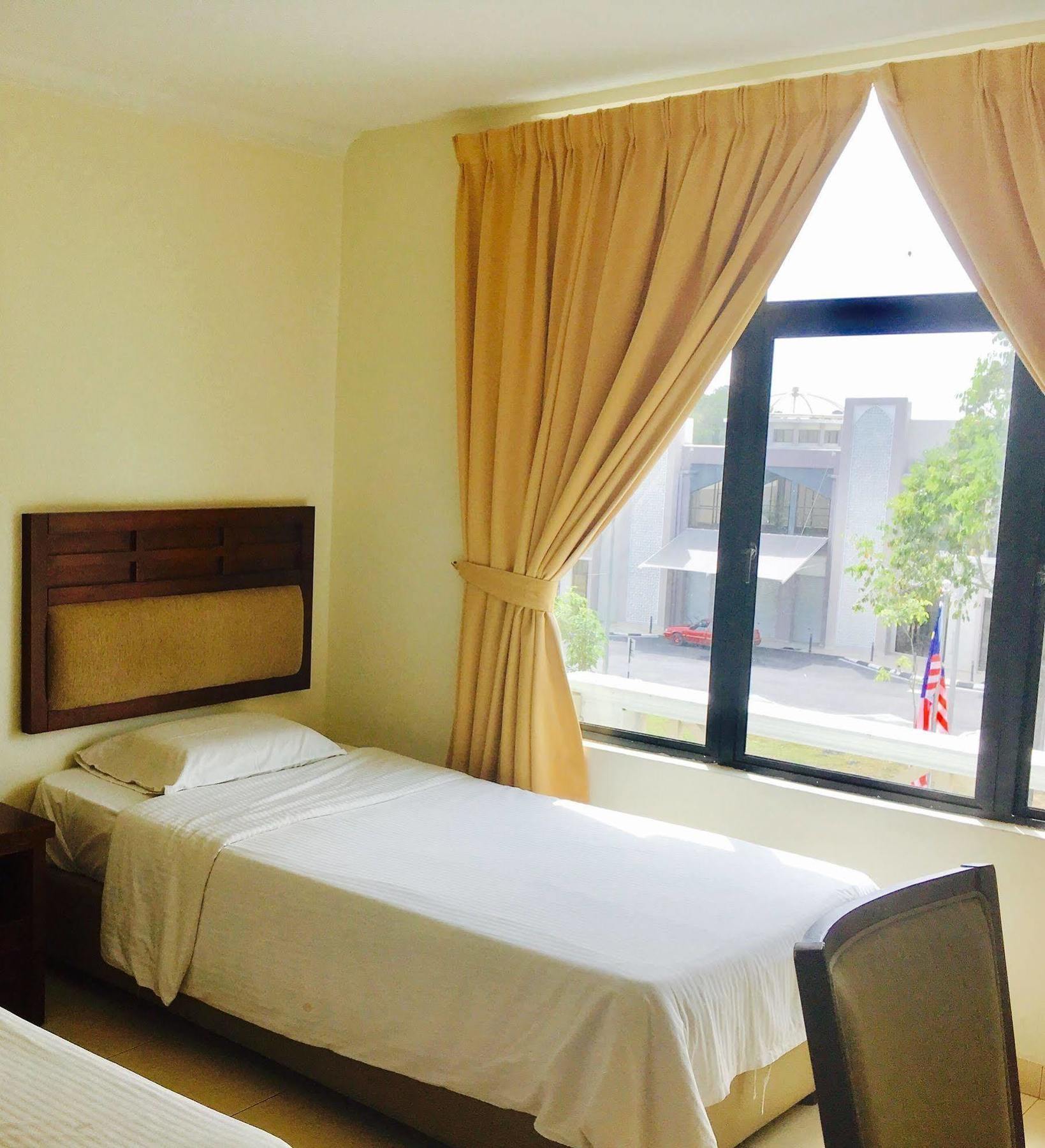 Sutera Hotel Seremban Kültér fotó